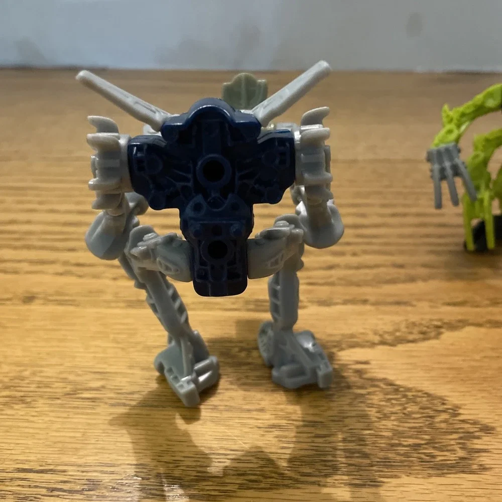 2007-2008 McDonald's Lego‎ Bionicle Toy Figures Lot of 4